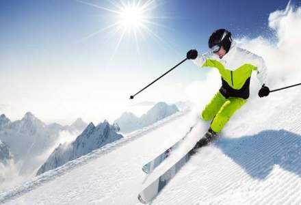 Aproximativ 2.000 de turisti au schiat sambata in Valea Dorului si Valea Soarelui, la Sinaia