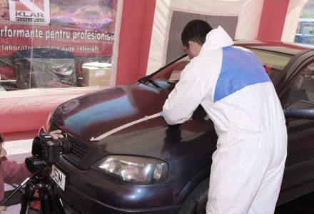 Policolor Automotive lanseaza un polish auto si prezinta prima cabina mobila pentru refinish din Romania