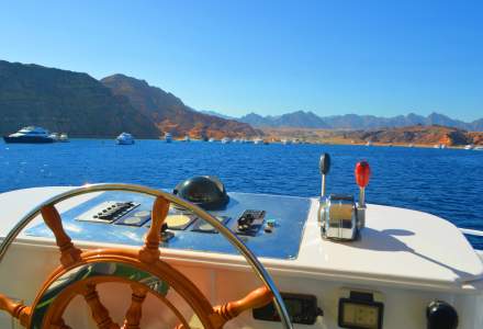 Vacanta cu adrenalina in Sharm El Sheikh: o statiune moderna dintre mare si desert mai spectaculoasa in adancuri decat pe uscat