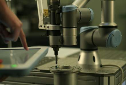 Industria romaneasca are nevoie de 10.000 de roboti industriali pentru a ramane competitiva