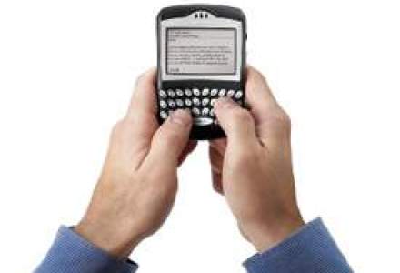 Blackberry isi cere scuze pentru problemele de mesagerie, operatorii locali transmit mesaje clientilor