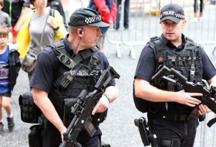 O parte dintre membrii retelei care a provocat atacul terorist de la Manchester ar putea fi inca in libertate