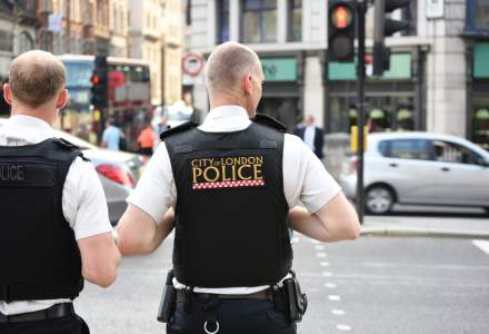 Romanul care a aruncat cu lazi in teroristii din Londra ar putea fi decorat