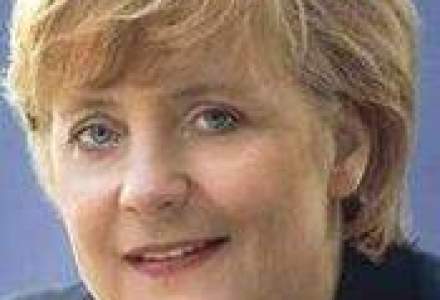 Merkel, elogiata de presa si analisti