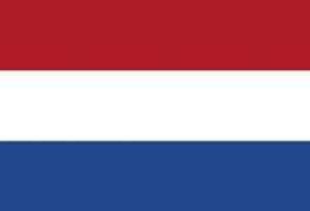 Inca doi ani de restrictii pe piata muncii din Olanda pentru romani?