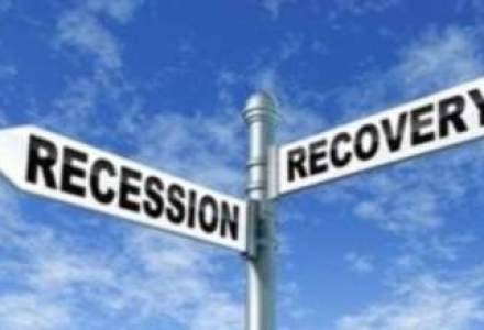 Previziuni sumbre pentru economie! Raiffeisen vede un avans de 0,5% in 2012