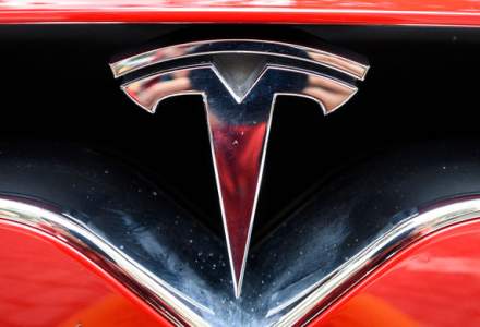 Tesla dezvolta un semi-camion electric si autonom: lansarea ar putea avea loc in septembrie