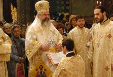 Presedintele Iohannis, catre Patriarhul Daniel la zece ani de la intronizare: Fie ca celebrarea de astazi sa va intareasca in lucrarea pentru binele comun, in spiritul valorilor crestine