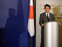 Premierul Japoniei nu mai...