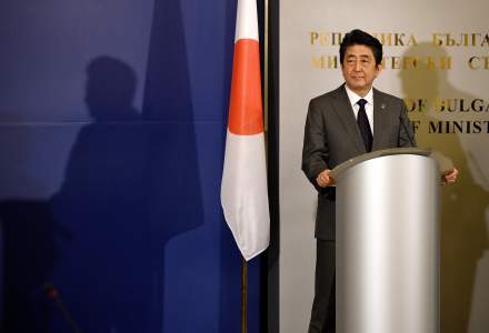 Premierul Japoniei nu mai merge la Palatul Victoria, asa cum era stabilit initial