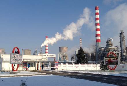 In vizita la rafinaria Petrotel-Lukoil, unde "tehnologizarea fabricii de carburanti" reduce locurile de munca de la an la an