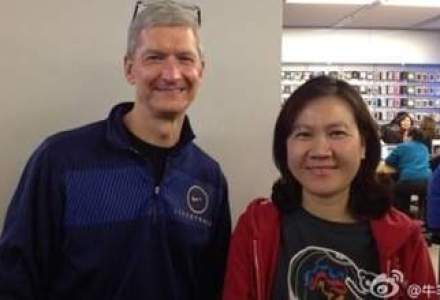 Tim Cook, seful Apple, a plecat in China. Care este motivul vizitei?