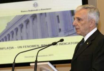 Premiera la BNR: Isarescu sustine maine un briefing de presa dupa sedinta de politica monetara