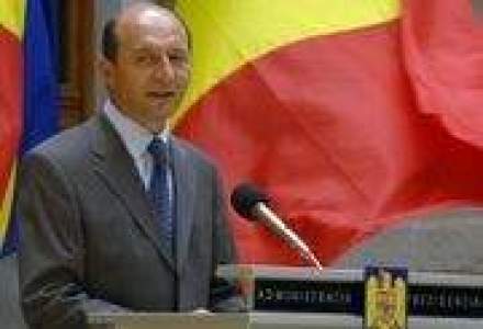 Basescu ii cere lui Vosganian sa se lupte cu companiile de intermediere a energiei