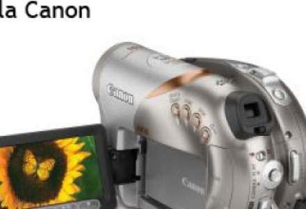 Cea mai mica camera video de la Canon