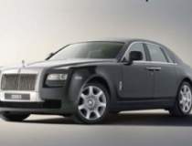 Fantoma Rolls Royce, cu un...
