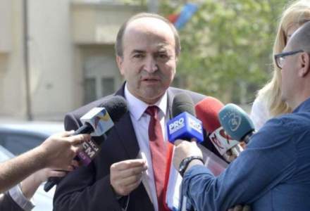 Replica lui Toader, dupa anuntul presedintelui pe Legile Justitiei: Ca Basescu, da indicatii judecatorilor CCR!