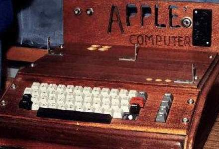 Licitatii cu raritati Apple: Computer Apple-1 din 1976 sau prototip nelansat de iPad