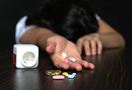 Peste 70.000 de minori au primit in Anglia retete pentru medicamente antidepresive anul trecut
