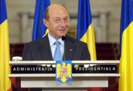Lazaroiu este din nou consilierul lui Basescu