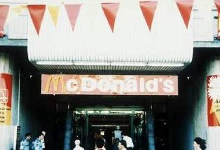 17 ani de McDonald's in Romania. Cum arata primul restaurant?