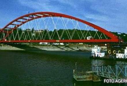 Ministerul Dezvoltarii: Sustinem construirea unui nou pod peste Dunare