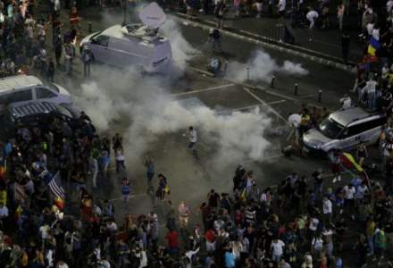 The Guardian: Uniunea Europeana, chemata sa intervina dupa protestele violente din Romania