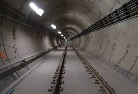 Cum arata statiile de metrou din Drumul Taberei cu sase luni inainte de darea in functiune