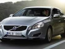 Video: Volvo testeaza trei...