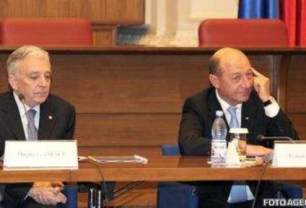 Basescu: Nu imi permit sa il contrazic pe Isarescu