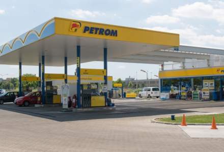 Petrom: Romanii obisnuiesc sa alimenteze cu carburant vinerea