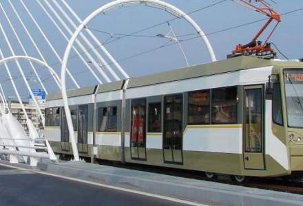 Capitala va avea 56 de tramvaie noi dupa ce CGMB a acceptat sa contribuie cu 9 milioane de lei la achizitie