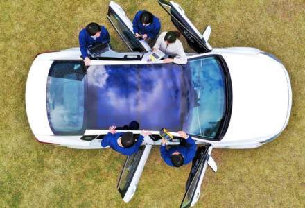 Hyundai si Kia vor introduce panouri solare pe plafonul unor modele: sistemul, disponibil inclusiv pentru masini cu motoare termice