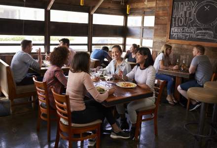 Cine beneficiaza de 5% TVA destinata serviciilor de restaurant si catering?