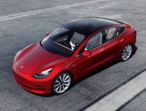 Tesla Model 3 a devenit cea...