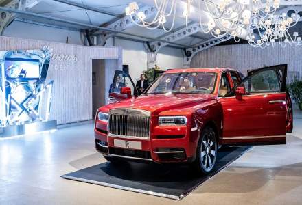 VIDEO: Primul SUV creat de Rolls-Royce a debutat in Romania