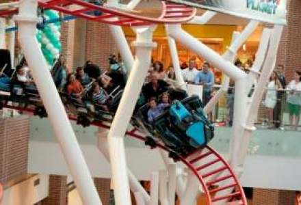 Senzatii tari la mall: primul roller coaster indoor din Europa de Est s-a deschis in Bucuresti