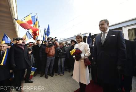Familia Regala, la manifestarile de la Alba Iulia. Trenul regal poate fi vizitat pe parcursul zilei de sambata