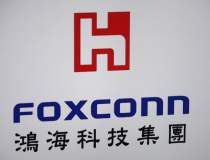 Nikkei: Foxconn si Sharp...