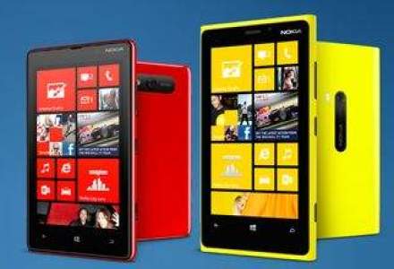 Nokia pune in vanzare in noiembrie modelele Lumia 920 si Lumia 820. Vezi preturile