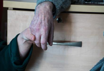 17 judete din Romania nu au niciun fel de serviciu de ingrijire paliativa. Sub 2% din medicii de familie au pregatire de baza in paliatie