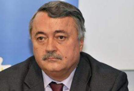 Ministerul Economiei vrea sa-l suspende pe Aurel Saramet din functia de presedinte FNGCIMM