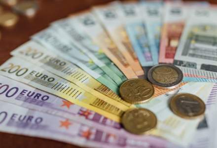 Curs valutar BNR astazi, 9 aprilie: leul scade in raport cu euro, dar creste fata de dolar
