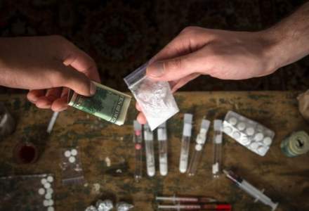 Medic: Un novice care consuma droguri de pe litoral ar putea muri subit