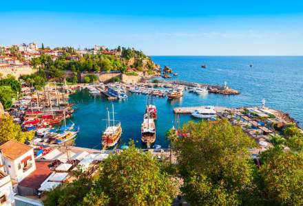 Destinatia sezonului 2019: Peste 210.000 de turisti romani isi vor petrece vacanta de vara in Antalya