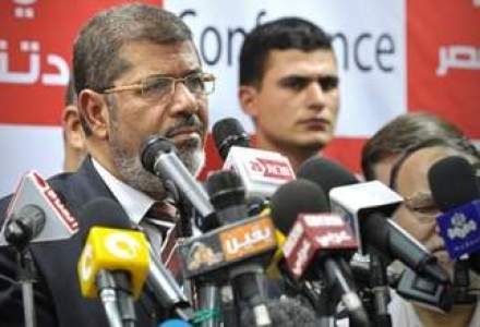Mohamed Morsi va organiza un referendum pe tema Constitutiei in Egipt
