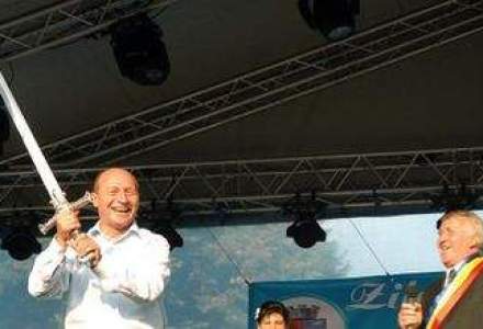Ponta, mesaj catre Basescu: Cine va ridica sabia de sabie va muri!