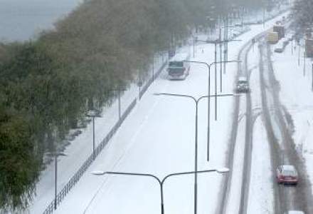 Prima autostrada inchisa din cauza zapezii in aceasta iarna