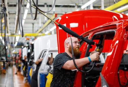 Brexit-ul a taiat jumatate din productia de masini in Marea Britanie si a redus locurile de munca in industrie