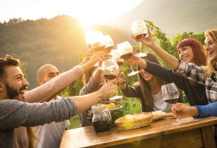 Destinatii de vacanta pentru iubitorii de vin: patru locuri in Spania pe care sa le vizitezi vara asta